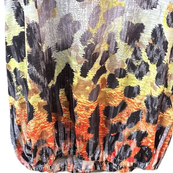 Daytrip Buckle beaded Bandanna Leopard Top like New Size L - Picture 5 of 6